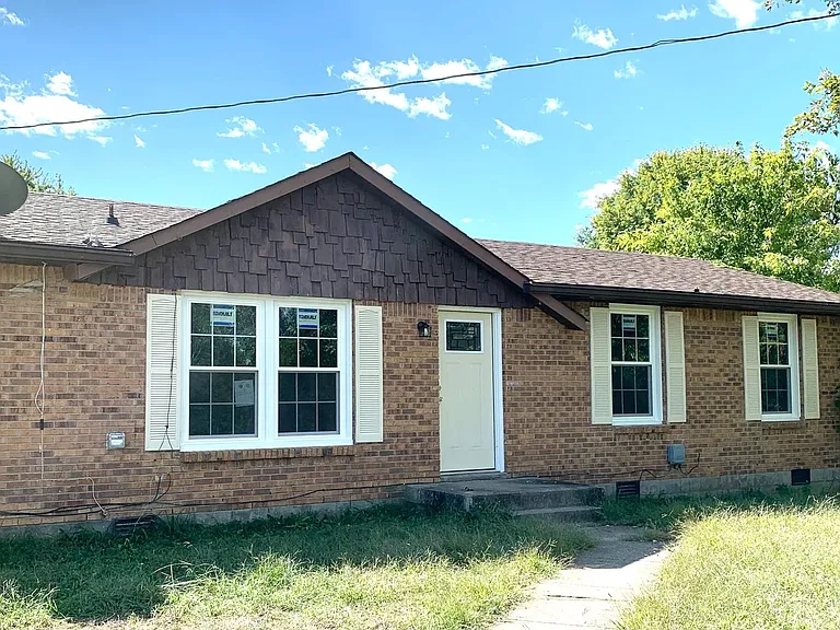 512 Kellia Dr — Photo 1