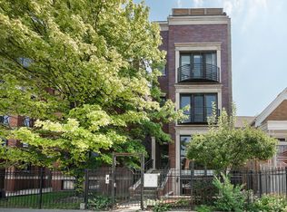 2217 W Augusta Blvd #1, Chicago, IL 60622