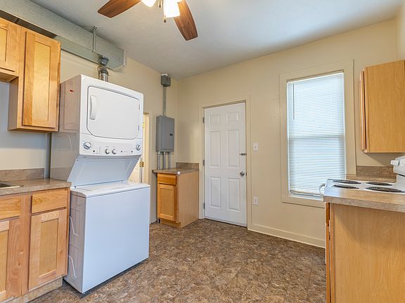 2nd image of 6606 Ballard Ave