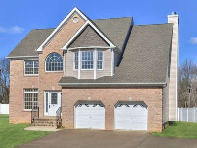 81 Cambridge Dr, Aberdeen, NJ, 07747