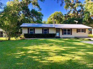 26417 SW 4th Rd, Newberry, FL 32669