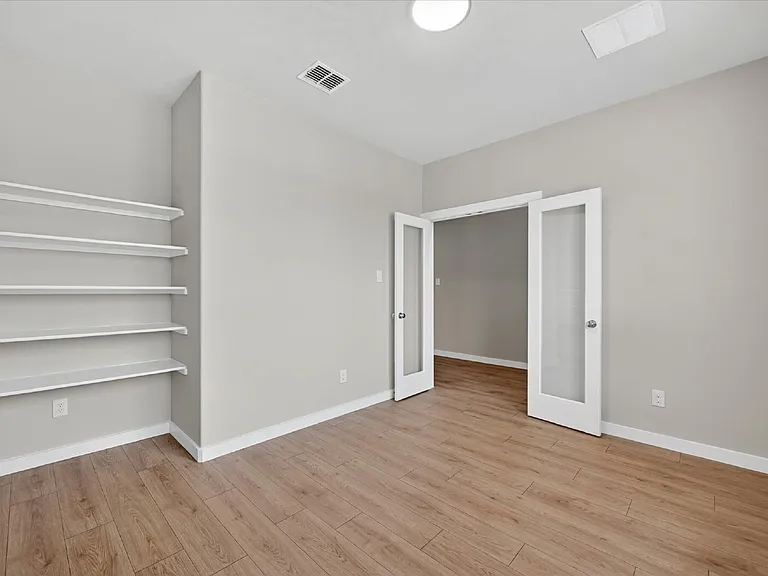 701 Summerberry Dr — Photo 6