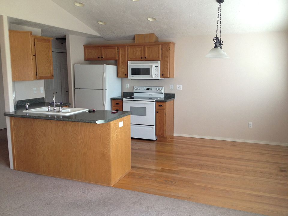 2nd image of 2614 Parkwood Village Ln