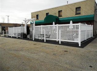 180 Amity Rd, Woodbridge, CT 06525