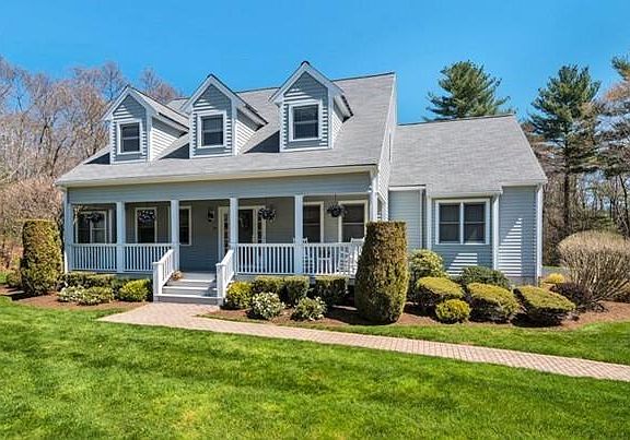 2nd image of 20 Vineyard Pl