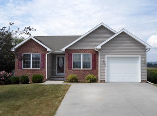 3156 Pride Cir, Broadway, VA 22815