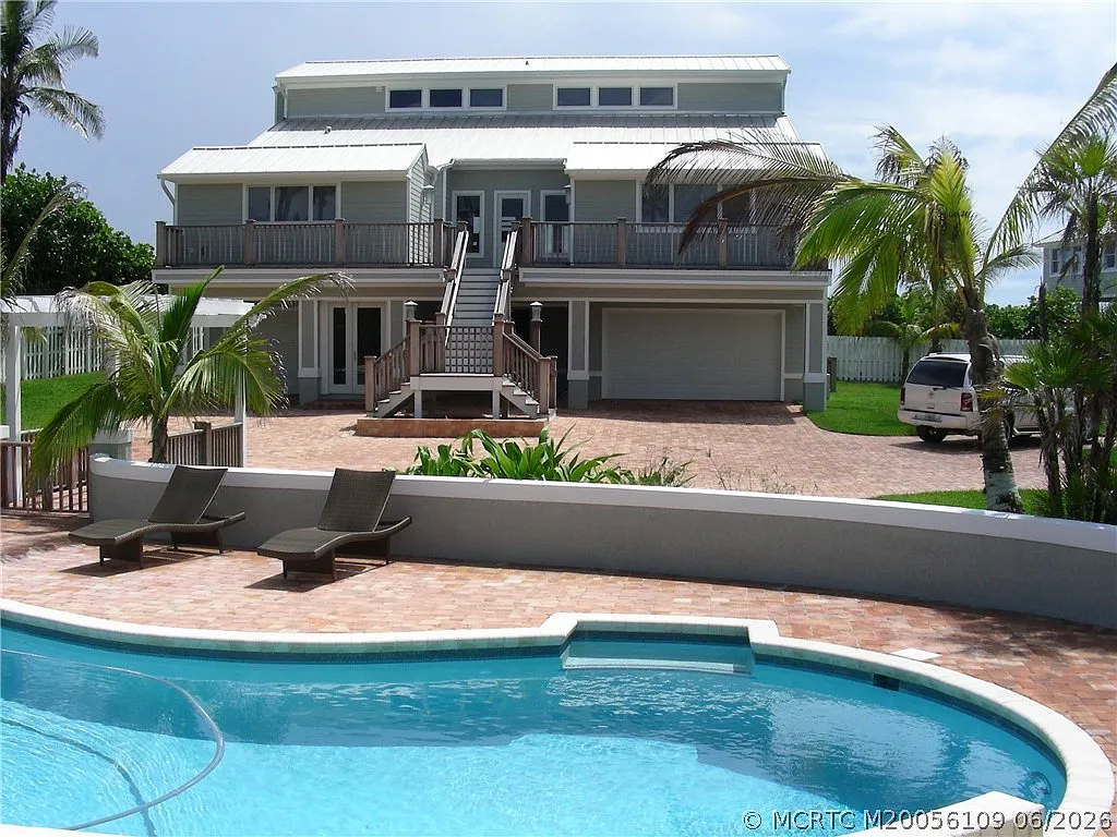 4 bed, 5.0 bath, 6334 sqft, $7,400 — Photo 4