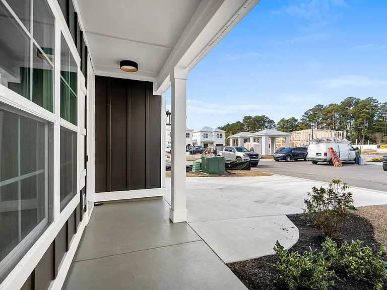 176 Arbor Ridge Cir — Photo 2