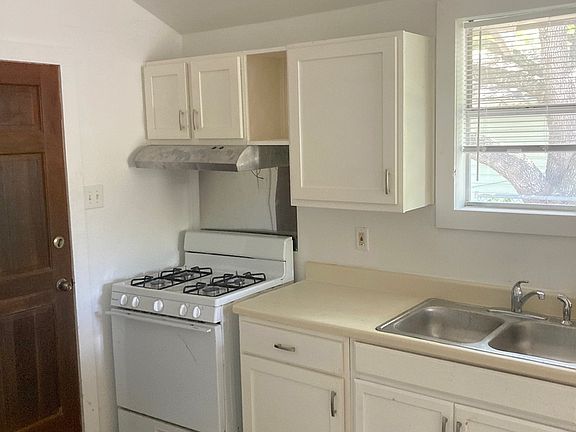 4th image of 2409 BOOKER ST