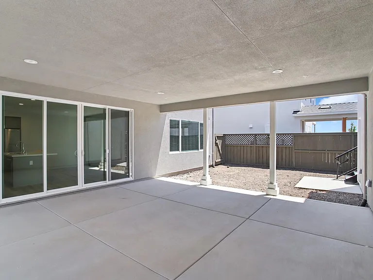 2926 Granger St — Photo 43