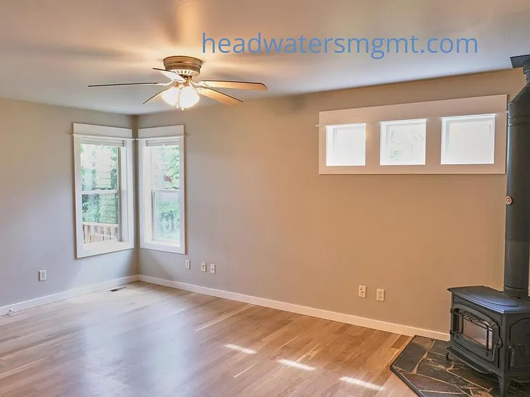 403 N Quaw Blvd — Photo 7