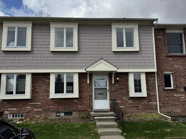20102 Great Oak Cir S #174, Clinton Township, MI 48036