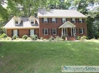 10733 Leslie Dr, Raleigh, NC 27615