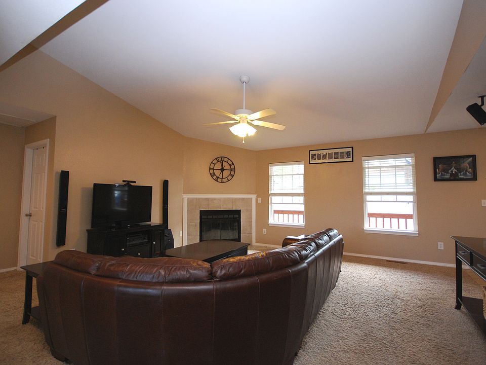 1st image of 265 Deer Park Cir