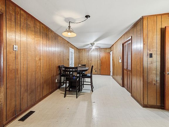 14th image of this home