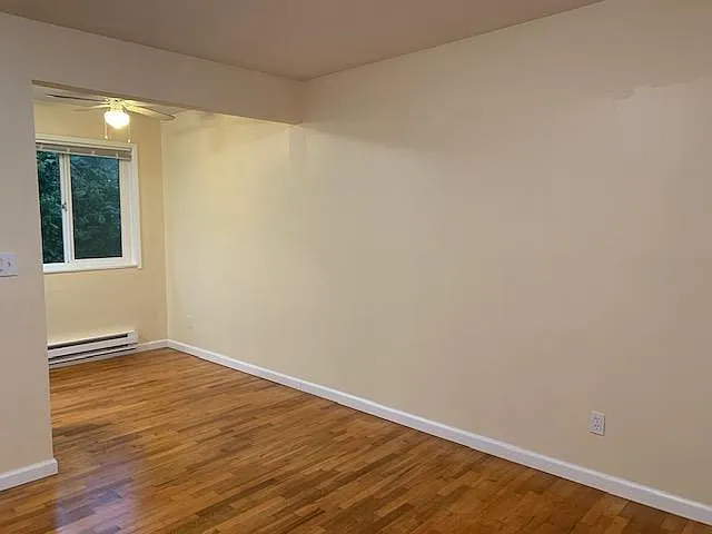 653 W Nickerson St #302 — Photo 7