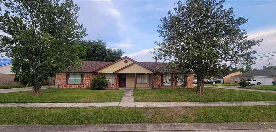 1st image of 2500-2504 Virginian Colony Ave