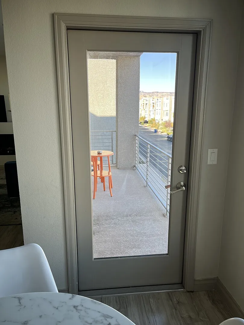 Modern Oasis — Photo 2