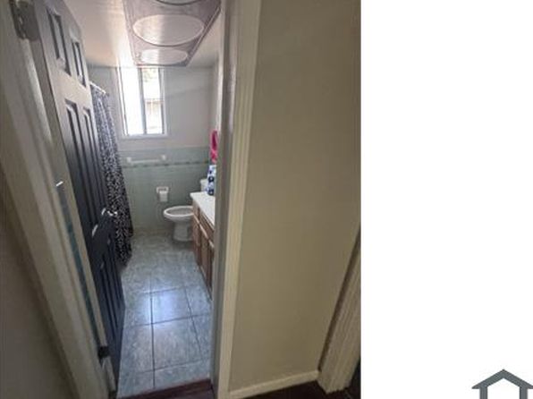 12207 S San Pedro St