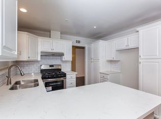 18760 Lassen St, Northridge, CA 91324