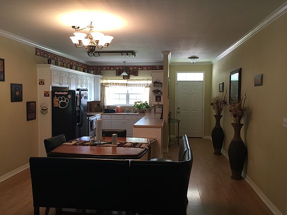  Kitchen/Dinning Area