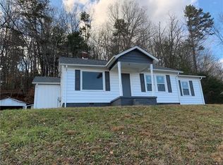 2661 Old Shelby Rd, Hickory, NC 28602