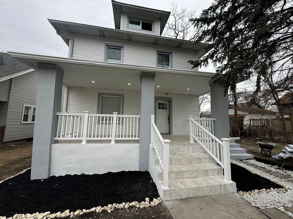 118 N Riley Ave