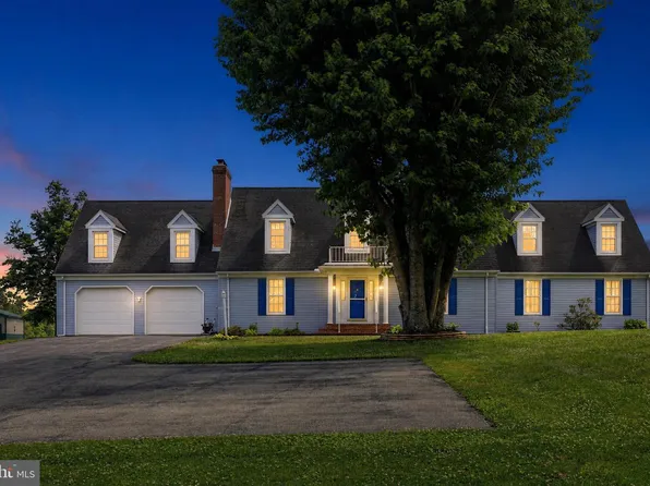 15613 Natural Well Rd, Williamsport, MD 21795