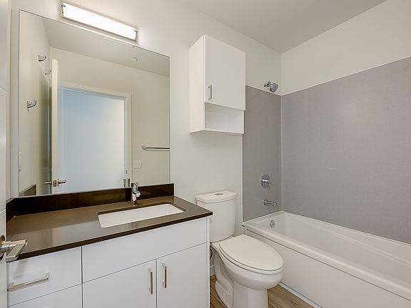 5th image of 1720 14th Ave #201