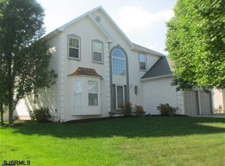 207 Azalea Ln, Egg Harbor Township, NJ 08234
