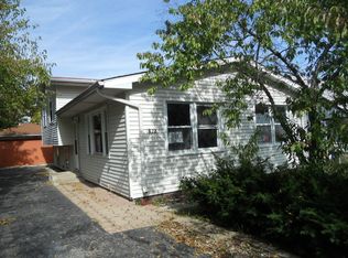 822 Buena Vista Dr, Round Lake, IL 60073