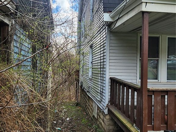 4th image of 7157 Verona Blvd