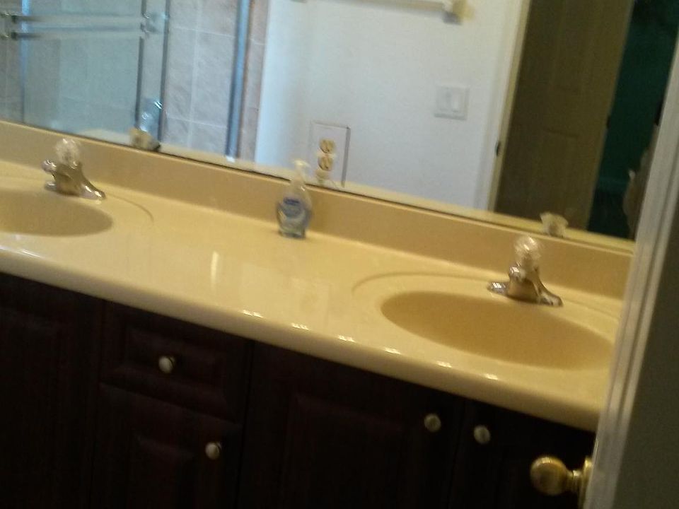 1st image of 1474 SE 25th Ave
