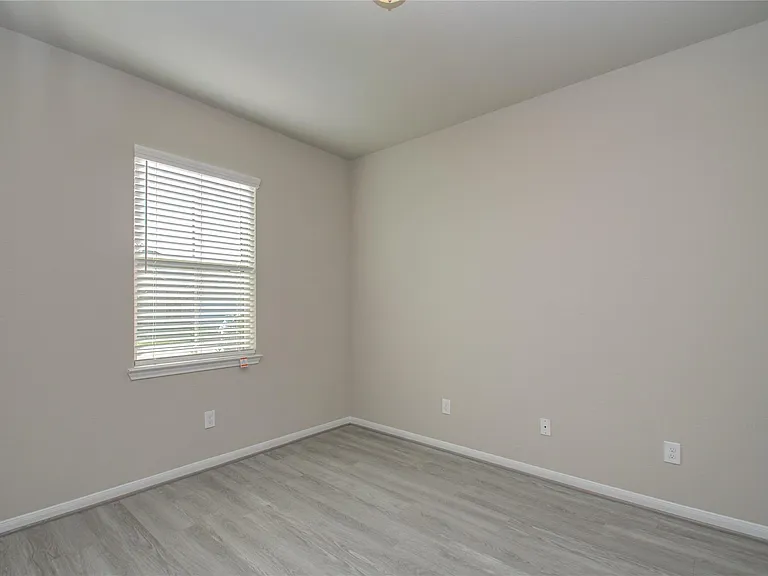 8418 Beacon Bay Cir — Photo 11