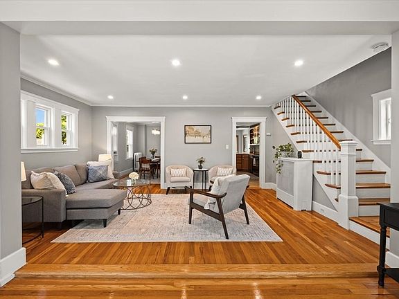 5th image of 96 Montclair Ave