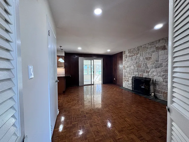 6026 Clubhouse Ln — Photo 42