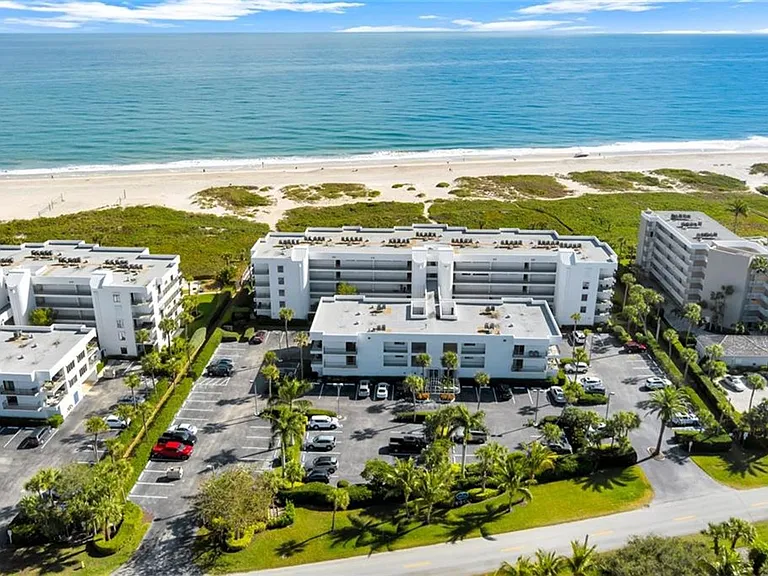 1616 Ocean Dr #104 — Photo 36