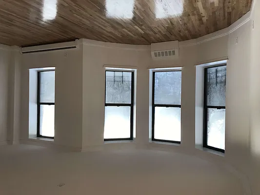 Rented by Sandra Ospina, Licensed Real Estate Broker | media 26