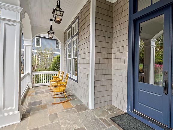 5th image of 417 Westbury Dr