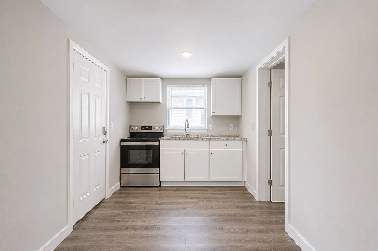 1 bed, 630 sqft, $990 — Photo 4