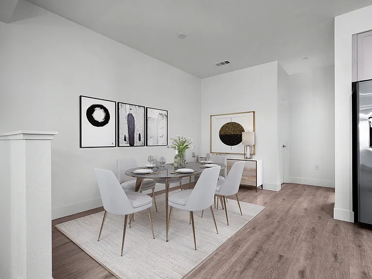 Park West — Photo 15