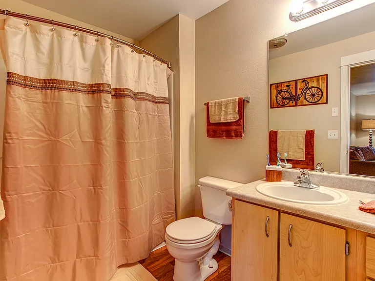 Commons at Sylvan Highlands Apartments — Photo 24