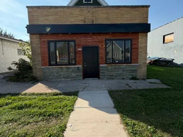 3805 N 20th St, Milwaukee, WI 53206