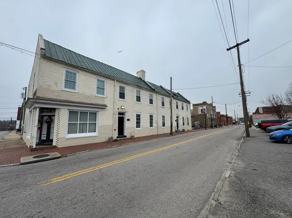 201 E Bank St #2, Petersburg, VA 23803