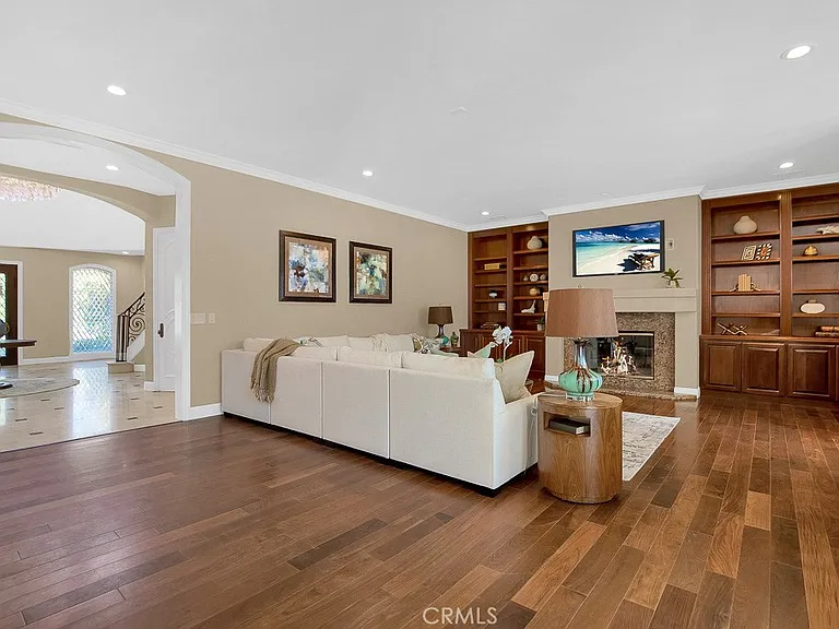 25504 Colette Way — Photo 10