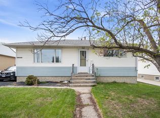 5417 N 50th St, Olds, AB T4H1J1