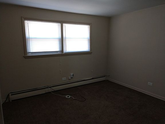 4th image of 2259 119th St APT 2