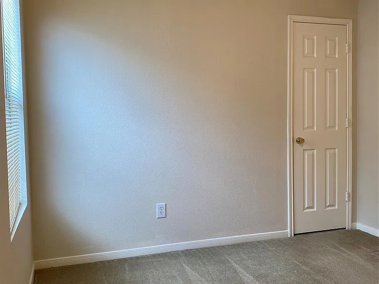 19439 Juniper Vale Cir — Photo 24