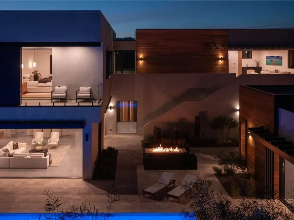 6860 Milos Rd, Las Vegas, NV 89118