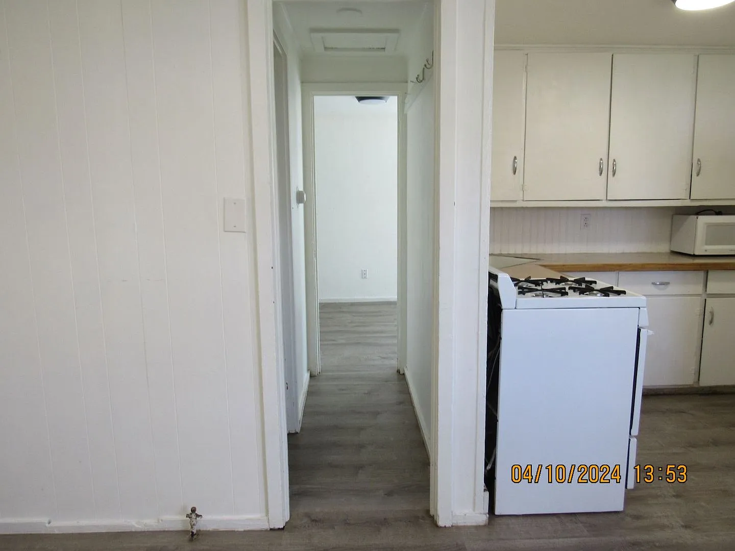Rustic, Single Family Home In Rifle! — Photo 3